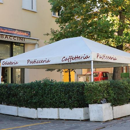 Paradiso24 Forli Exterior photo